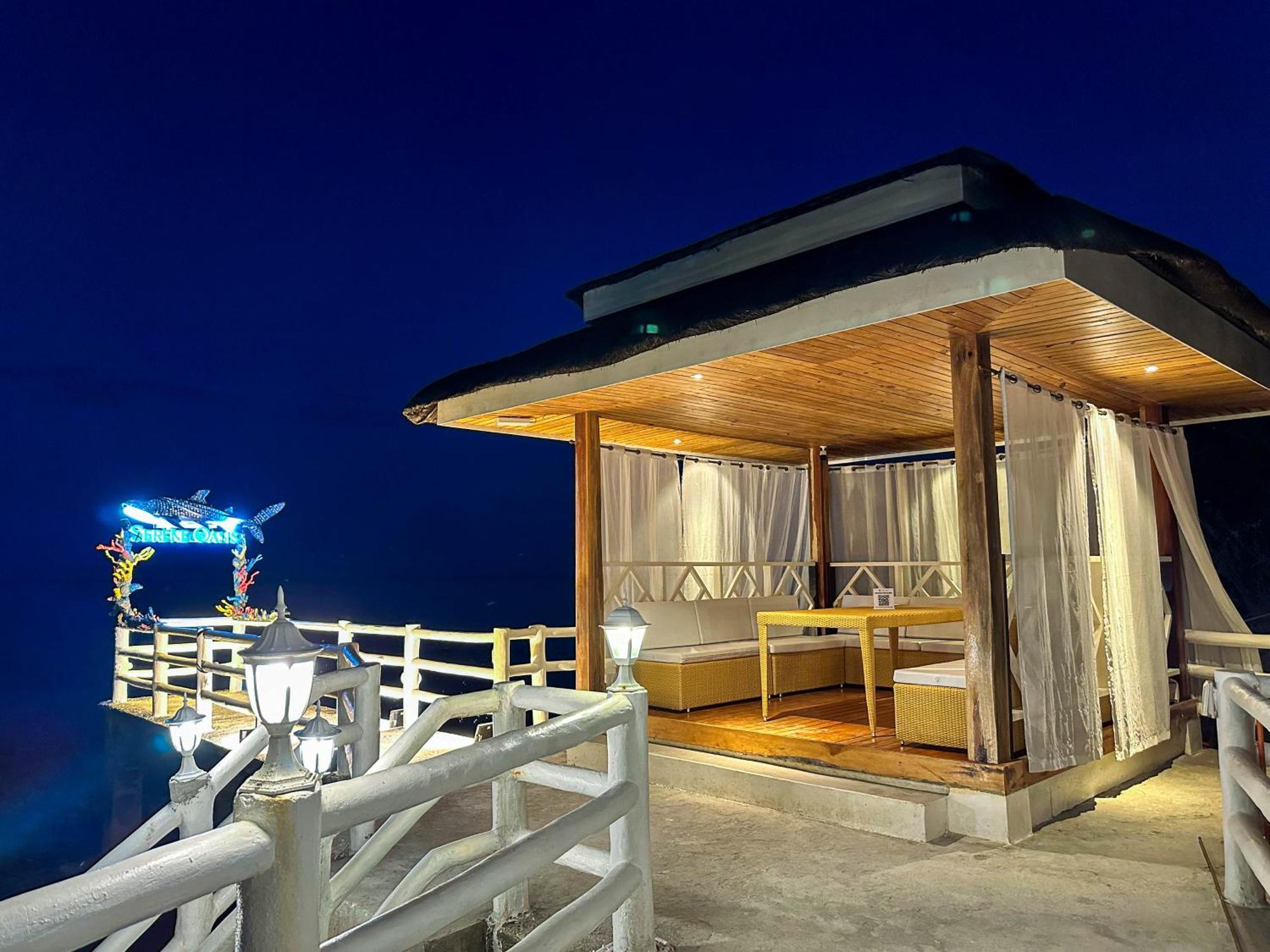 Serene Oasis Resort - Oslob Cebu Philippines エクステリア 写真